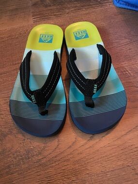 Reef Men's Yellow, Blue & Black Striped Flip Flops